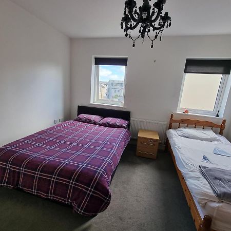 King En-Suite Close To The A30 坎伯恩 外观 照片